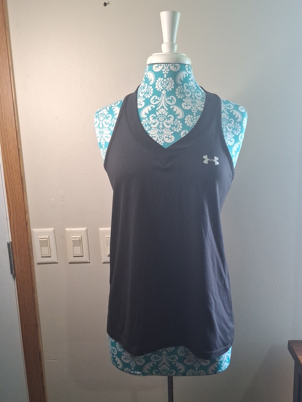 Under Armour Black V-Neck Racerback Performance Tank